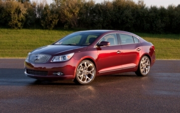 Buick Lacrosse Sedan