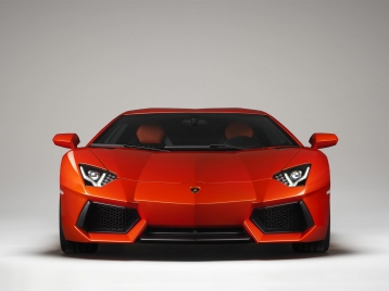 Lamborghini Aventador LP 700-4 Sports Coupe