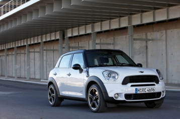 Mini Cooper S All 4 Countryman Sedan