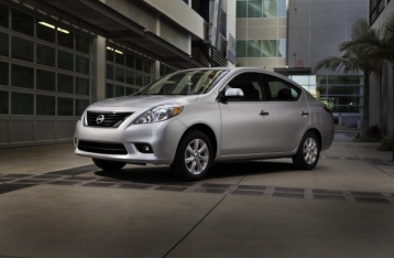 Nissan Versa Sedan