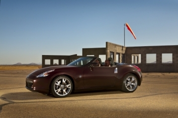 Nissan Z Roadster Convertible Coupe