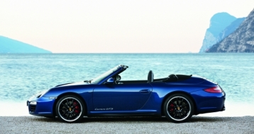 Porsche 911 Carrera GTS Cabriolet Coupe